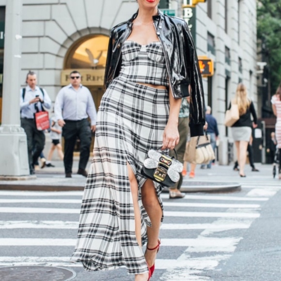 Alice + Olivia Dresses & Skirts - Alice + Olivia Athena Double Slit Maxi Skirt